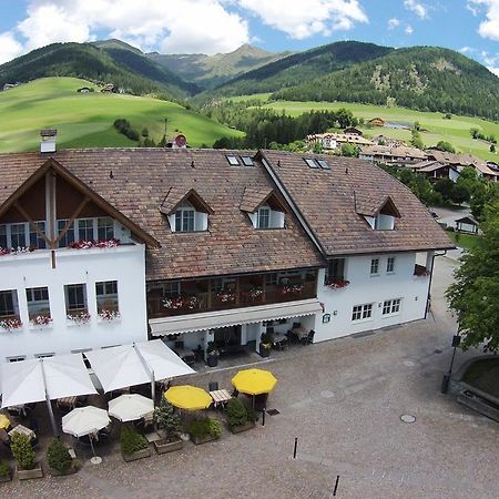 Hotel Zum Hasen Теренто Экстерьер фото
