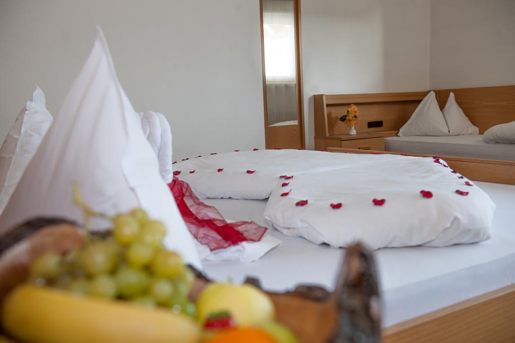 Hotel Zum Hasen Теренто Номер фото