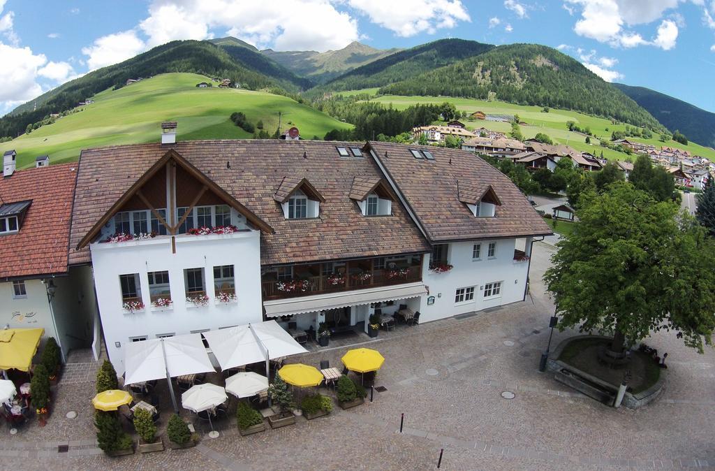 Hotel Zum Hasen Теренто Экстерьер фото