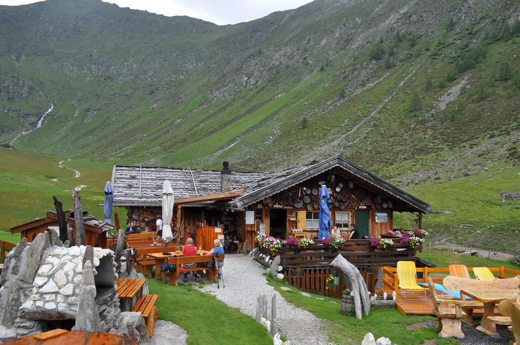 Hotel Zum Hasen Теренто Экстерьер фото