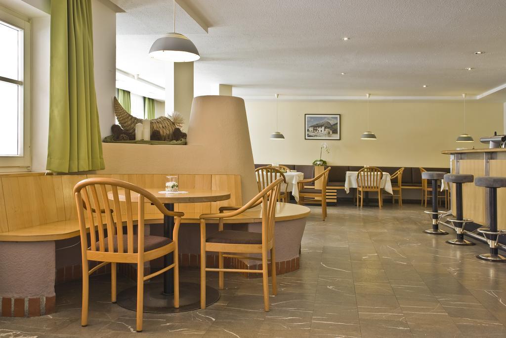 Hotel Zum Hasen Теренто Экстерьер фото